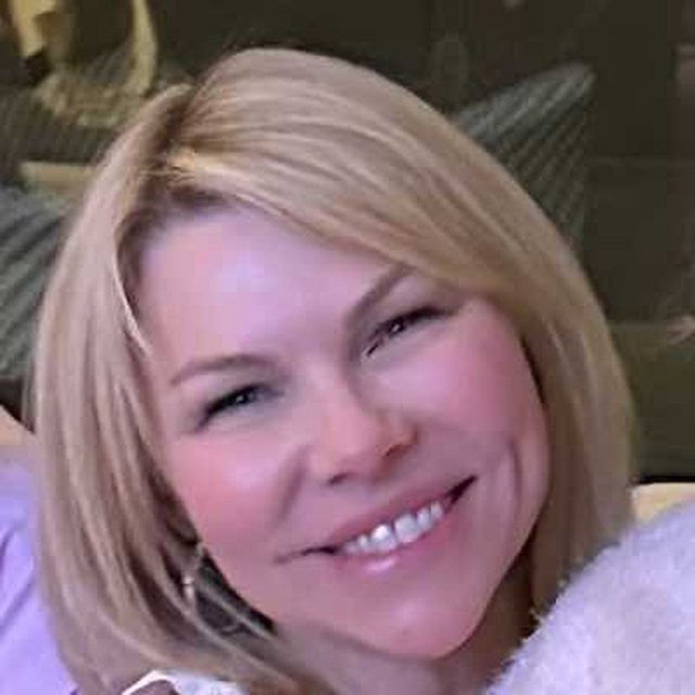 Holly Jenkins